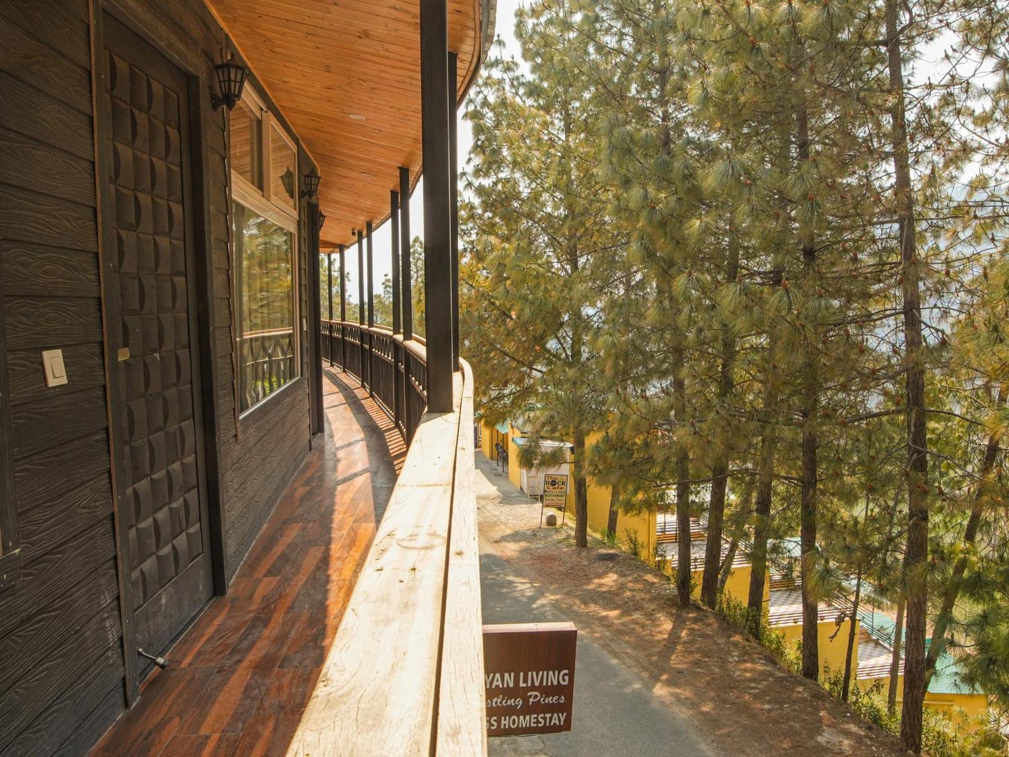 Готель Thehimalayanliving Whistling Pines Мукетсвар Екстер'єр фото